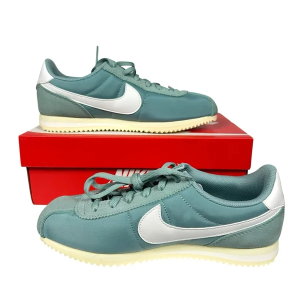 Nike Cortez TXT Cannon / Sail Big Kids Sneakers Size 5Y IH7654-001 - Picture 2 of 12